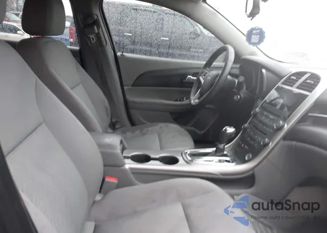 2013 Chevrolet Malibu Ls z USA, uszkodzony, nr VIN 1G11B5SA0DF348247